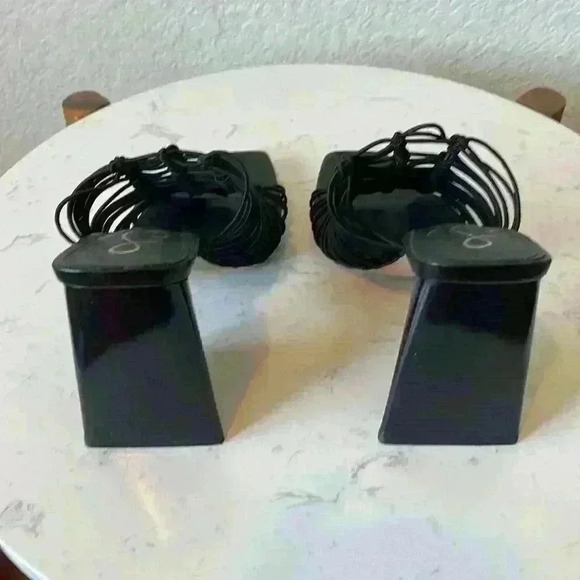 Sam Edelman Laurette Block Heel Mule Sandal - Picture 7 of 9